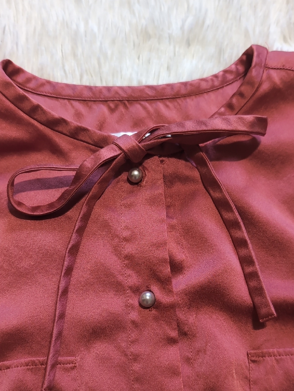 Vintage Talbots 100% Pure Silk Rose Pink Faux Pearl Button Up Blouse 10 - Picture 3 of 10